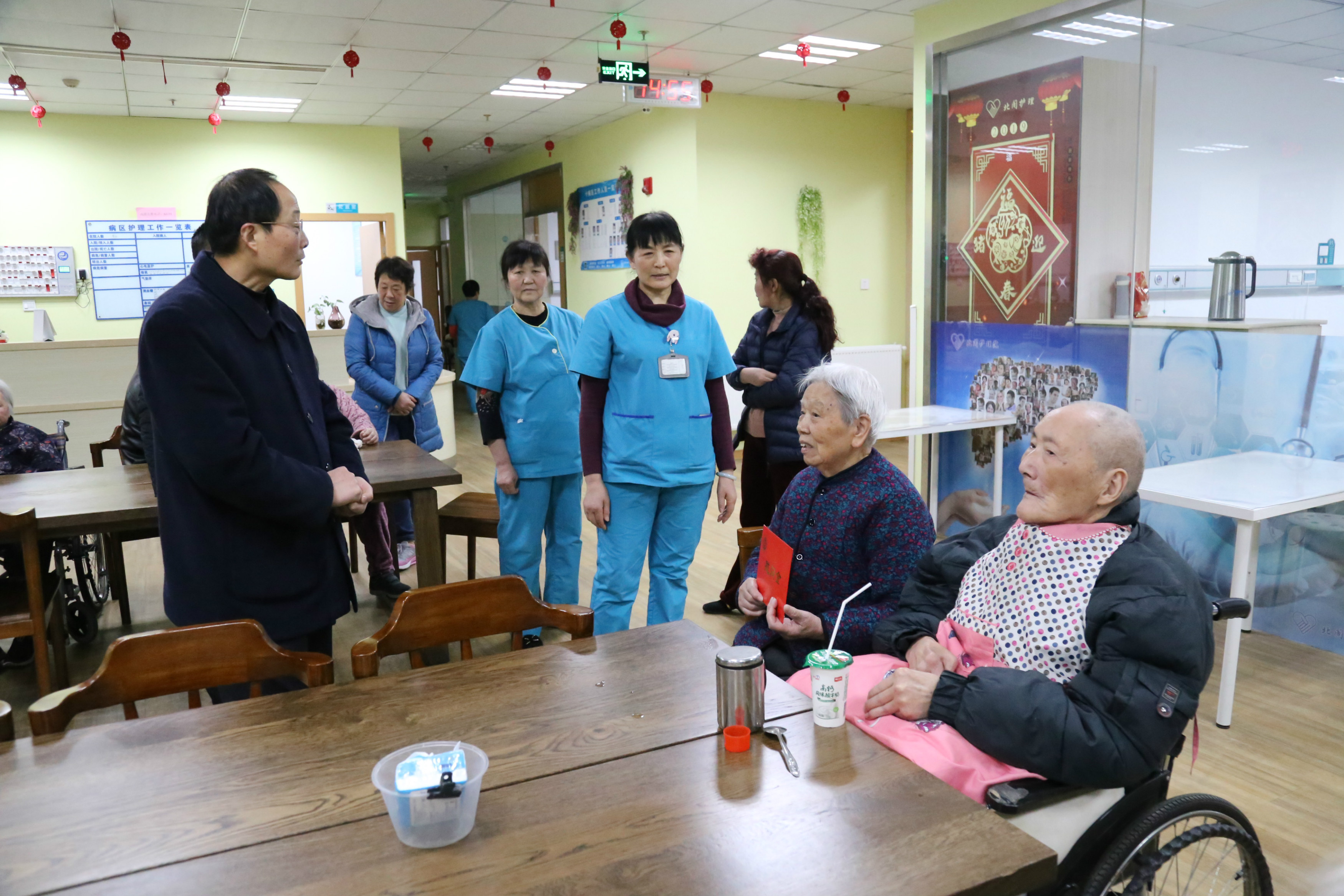 市慈善总会开展春节慰问系列活动